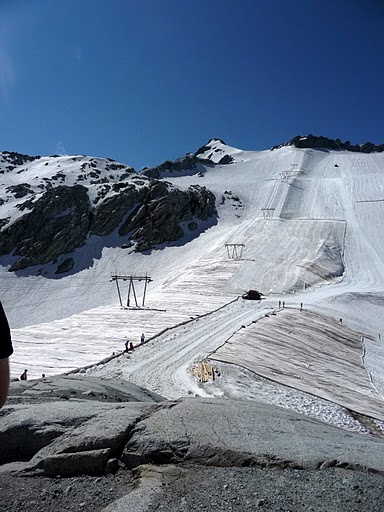 ledovec Presena na passo Tonale