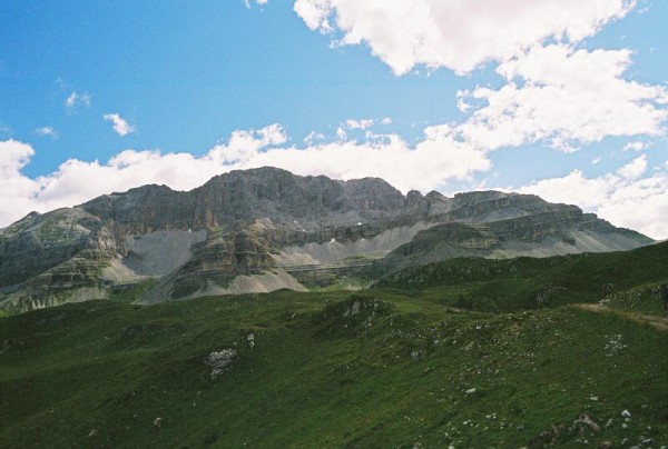 Pietra Grande z Monte Spinale dolomity Brenta.jpg