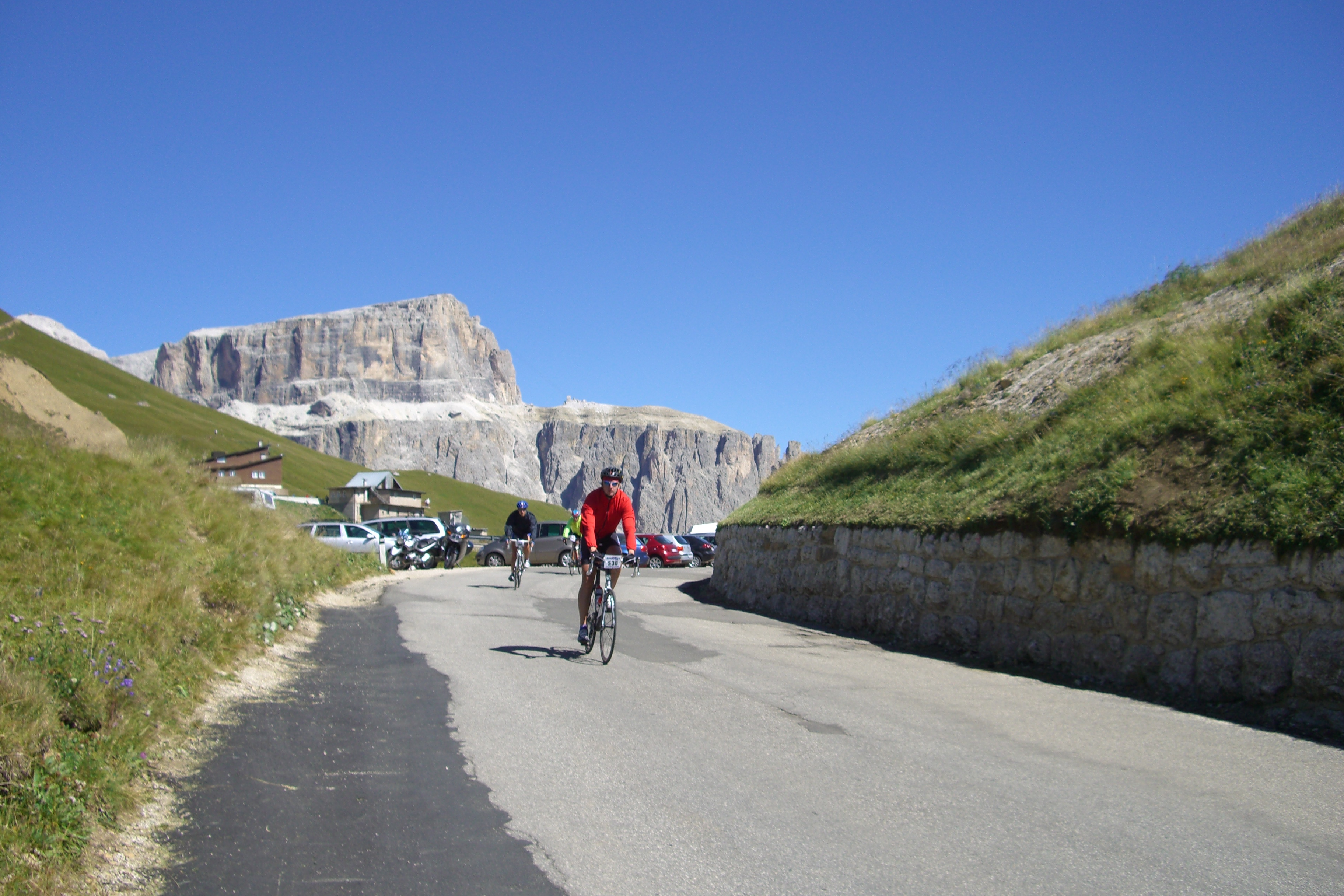 zavod transalp na passo Sella.JPG